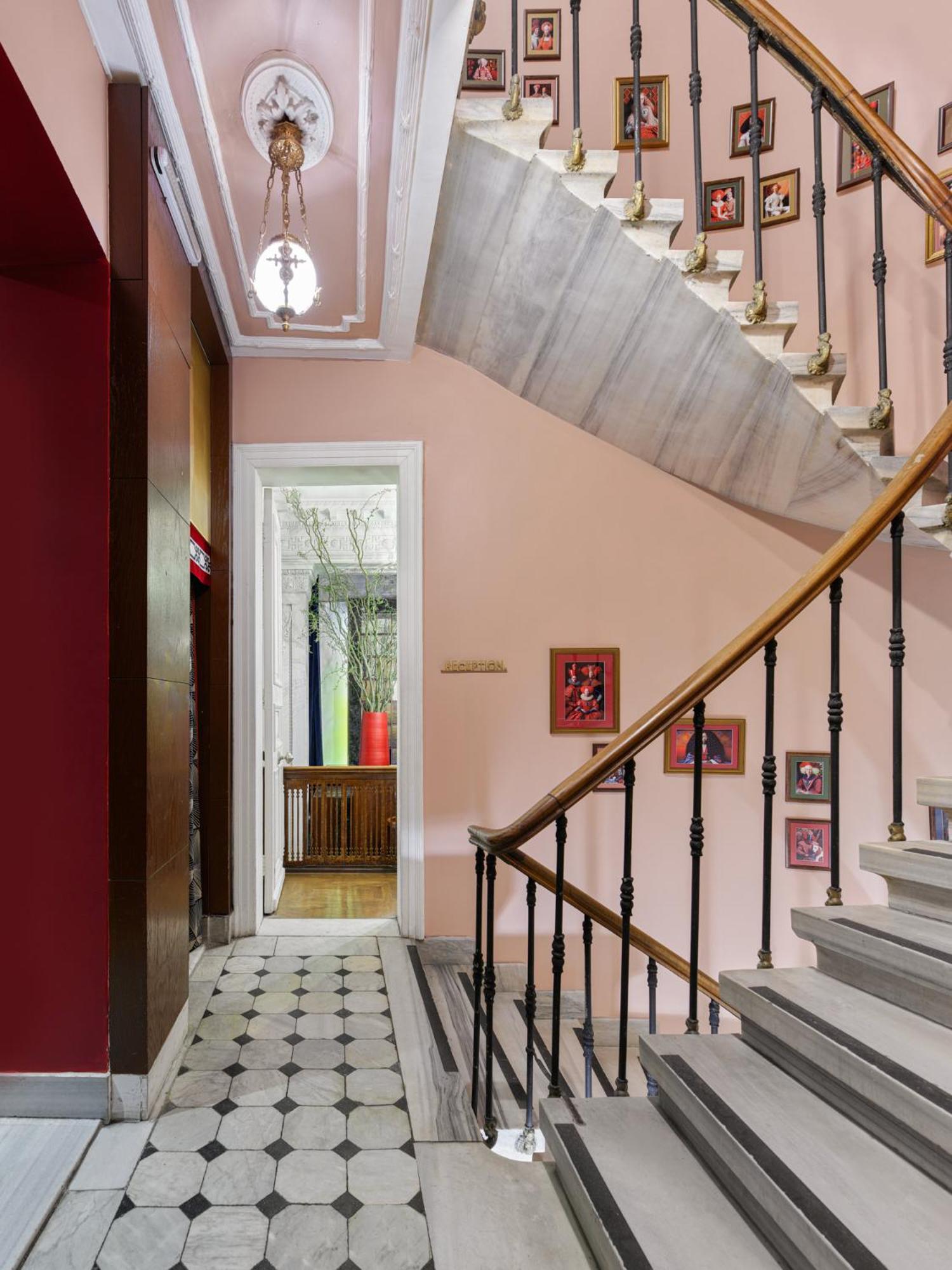 Mr Cas Hotels Taksim - Special Category Istanbul Exterior photo